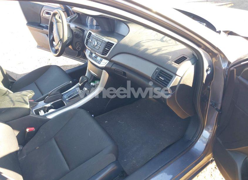 Photo 5 of 2015 Honda Accord LX (VIN 1HGCR2F32FA047440)