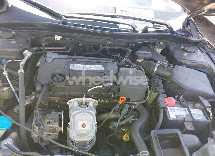 Photo 10 of 2015 Honda Accord LX (VIN 1HGCR2F32FA109757)