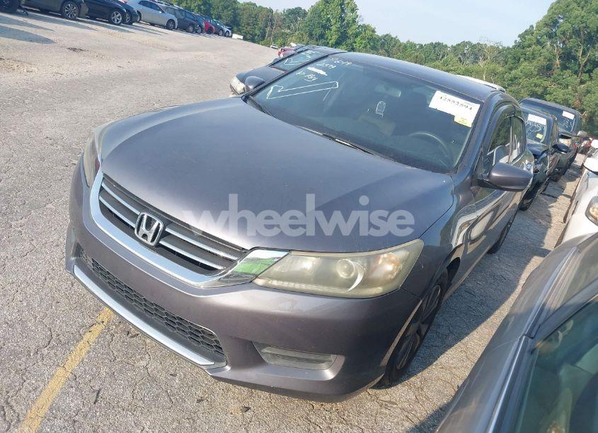 Photo 2 of 2015 Honda Accord LX (VIN 1HGCR2F32FA109757)