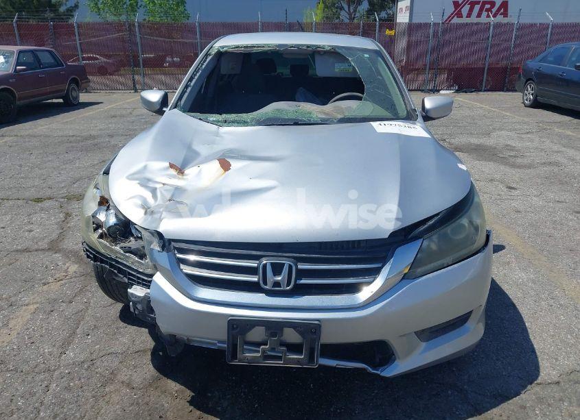 Photo 11 of 2015 Honda Accord LX (VIN 1HGCR2F32FA110195)