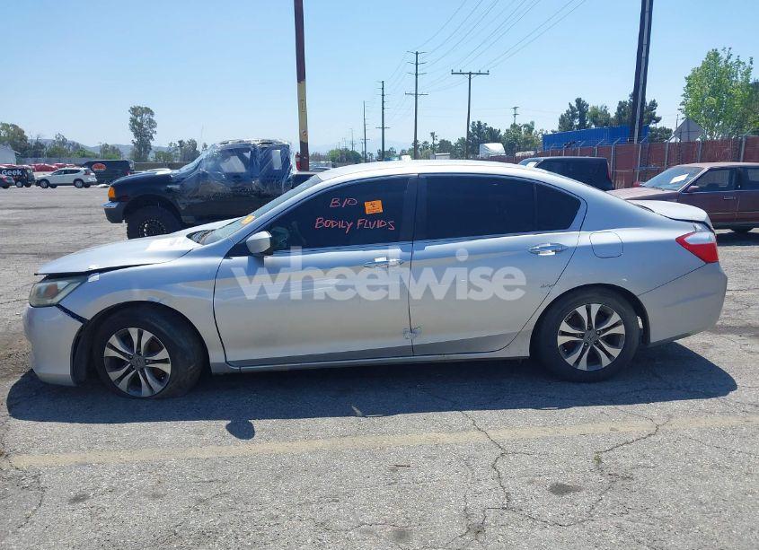 Photo 13 of 2015 Honda Accord LX (VIN 1HGCR2F32FA110195)
