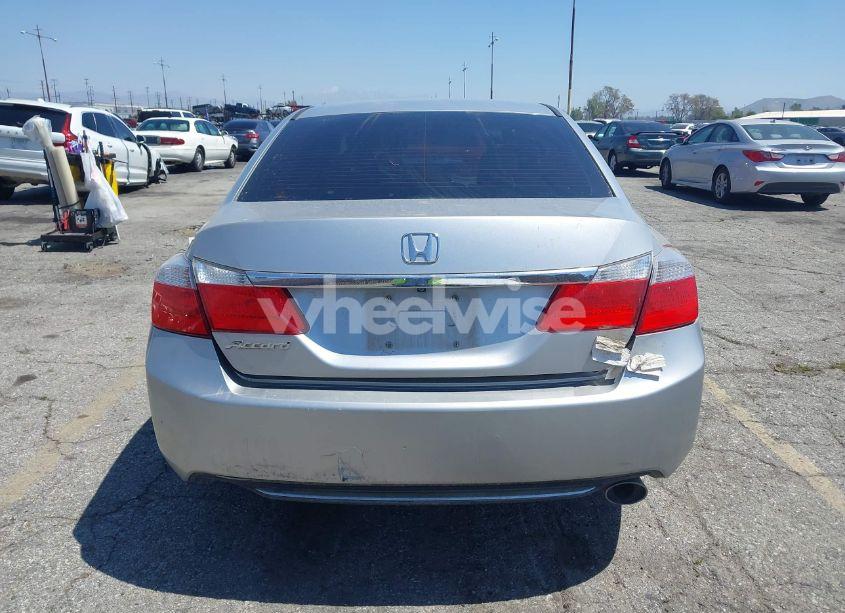 Photo 15 of 2015 Honda Accord LX (VIN 1HGCR2F32FA110195)