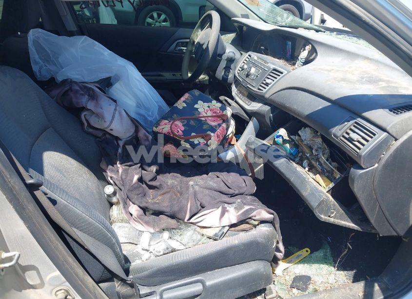 Photo 5 of 2015 Honda Accord LX (VIN 1HGCR2F32FA110195)