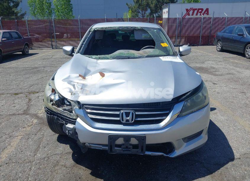 Photo 6 of 2015 Honda Accord LX (VIN 1HGCR2F32FA110195)