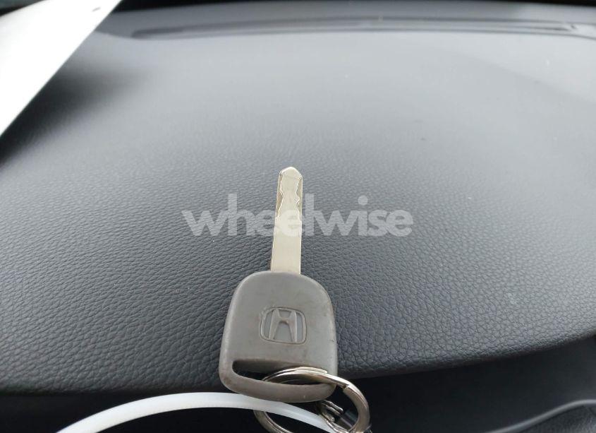 Photo 11 of 2015 Honda Accord LX (VIN 1HGCR2F32FA144993)