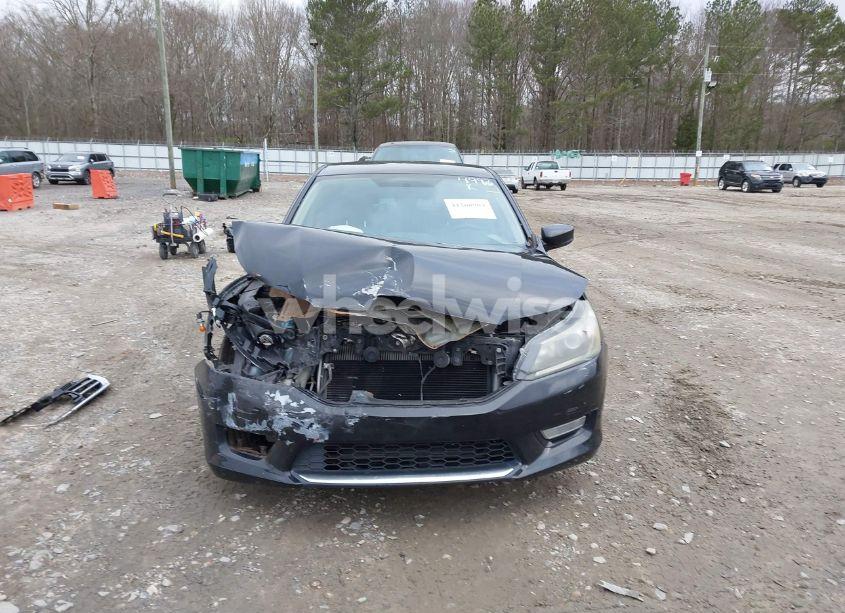 Photo 13 of 2015 Honda Accord LX (VIN 1HGCR2F32FA144993)