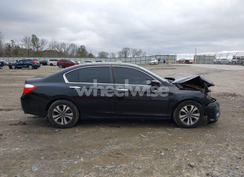 Photo 14 of 2015 Honda Accord LX (VIN 1HGCR2F32FA144993)