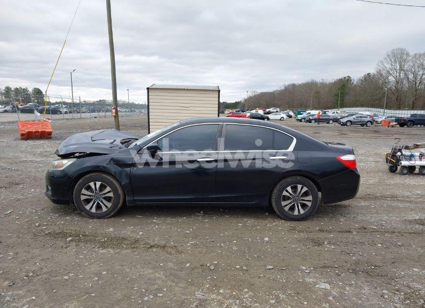 Photo 15 of 2015 Honda Accord LX (VIN 1HGCR2F32FA144993)