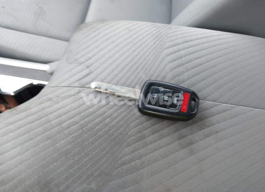 Photo 11 of 2015 Honda Accord LX (VIN 1HGCR2F32FA181901)