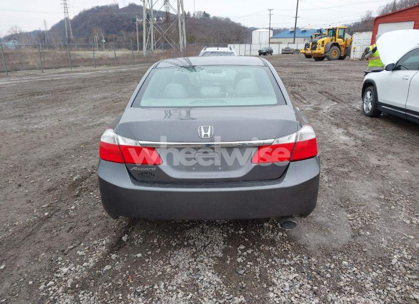 Photo 16 of 2015 Honda Accord LX (VIN 1HGCR2F32FA181901)