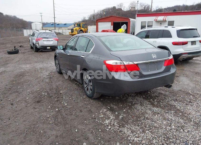 Photo 3 of 2015 Honda Accord LX (VIN 1HGCR2F32FA181901)