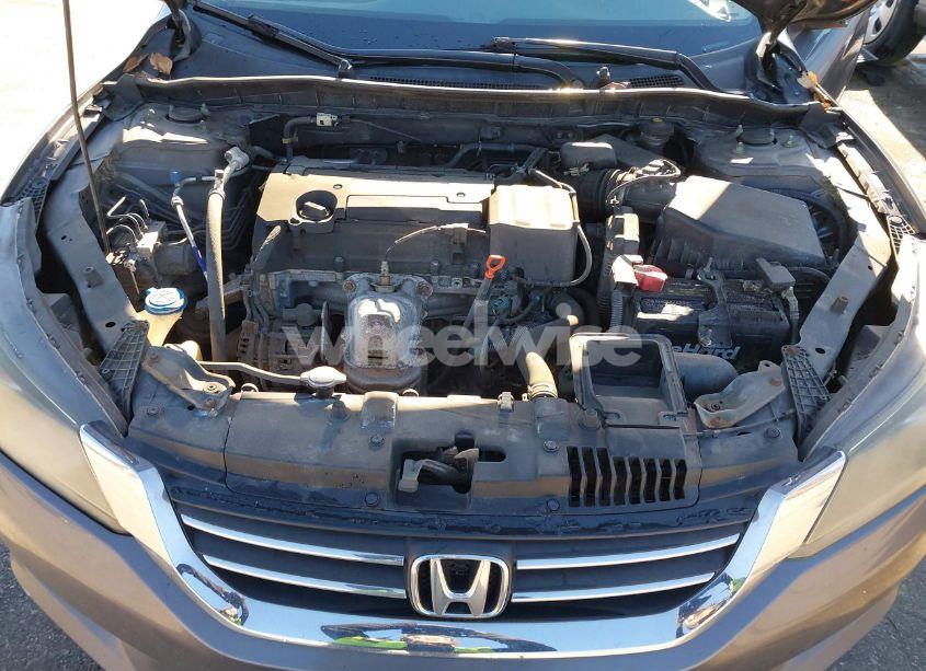 Photo 10 of 2015 Honda Accord LX (VIN 1HGCR2F32FA204433)