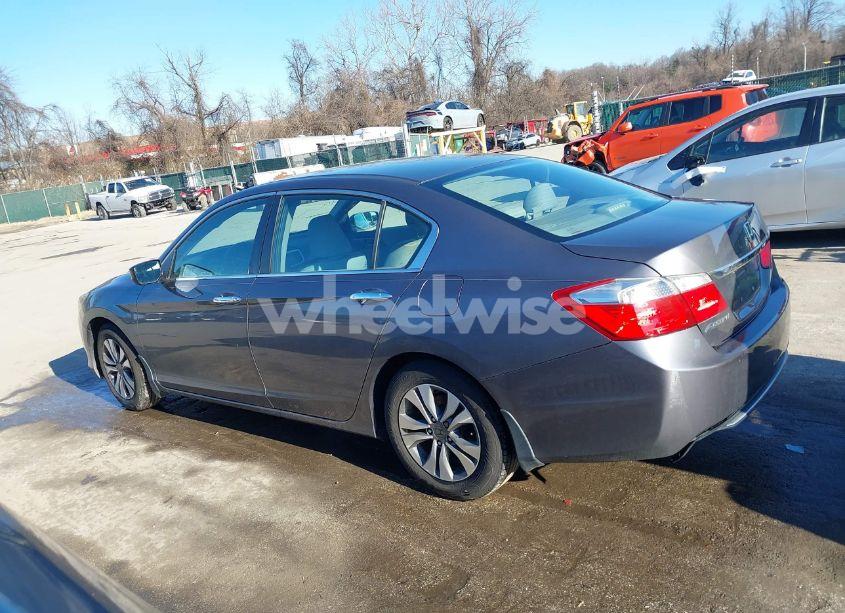 Photo 14 of 2015 Honda Accord LX (VIN 1HGCR2F32FA204433)