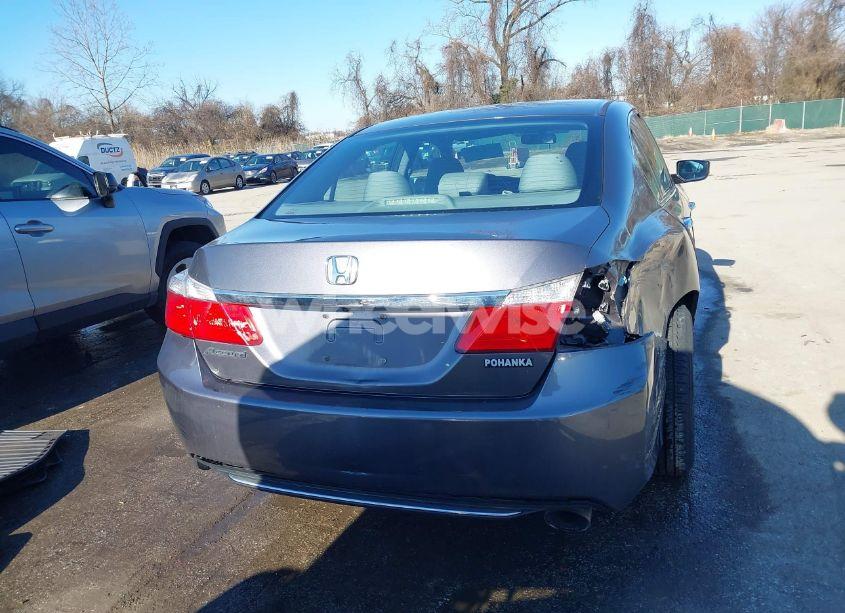 Photo 16 of 2015 Honda Accord LX (VIN 1HGCR2F32FA204433)