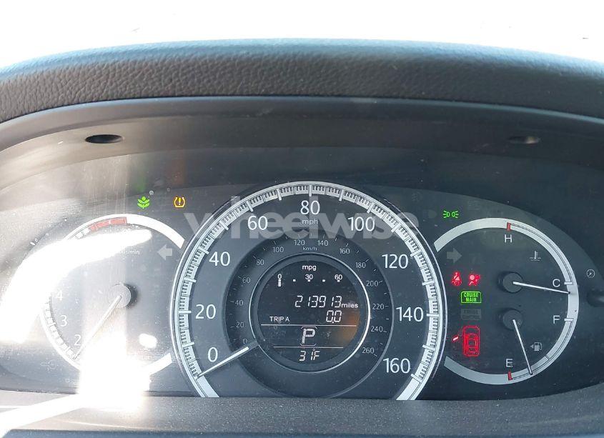 Photo 7 of 2015 Honda Accord LX (VIN 1HGCR2F32FA204433)