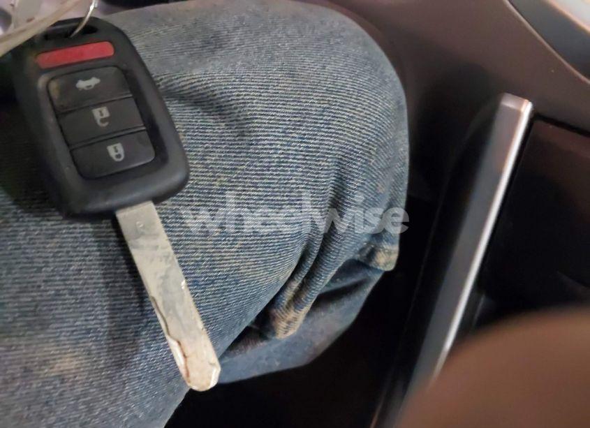 Photo 11 of 2015 Honda Accord LX (VIN 1HGCR2F32FA211382)