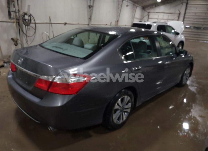Photo 4 of 2015 Honda Accord LX (VIN 1HGCR2F32FA211382)