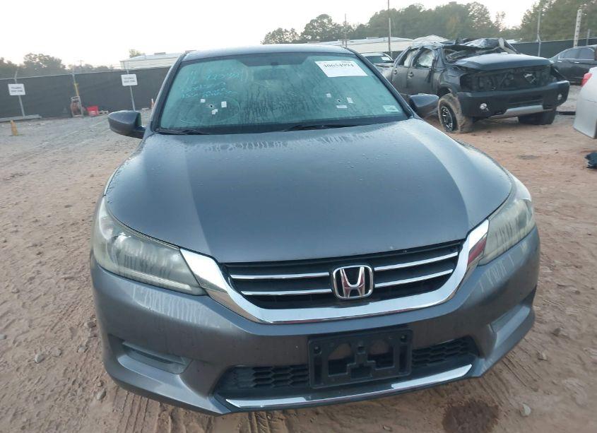 Photo 12 of 2015 Honda Accord LX (VIN 1HGCR2F32FA236833)