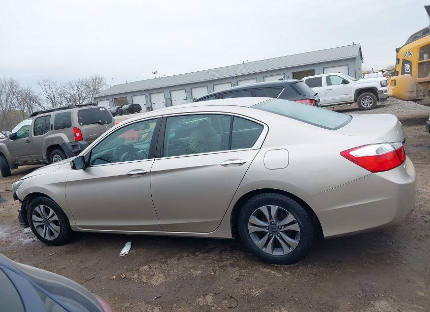 Photo 15 of 2015 Honda Accord LX (VIN 1HGCR2F32FA236878)