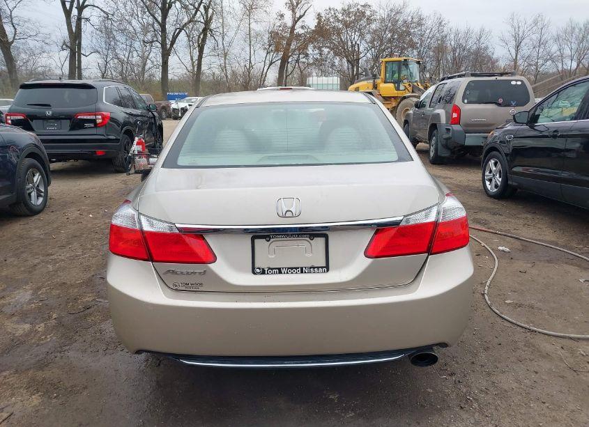 Photo 17 of 2015 Honda Accord LX (VIN 1HGCR2F32FA236878)