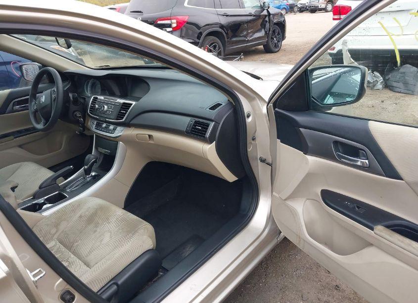 Photo 5 of 2015 Honda Accord LX (VIN 1HGCR2F32FA236878)