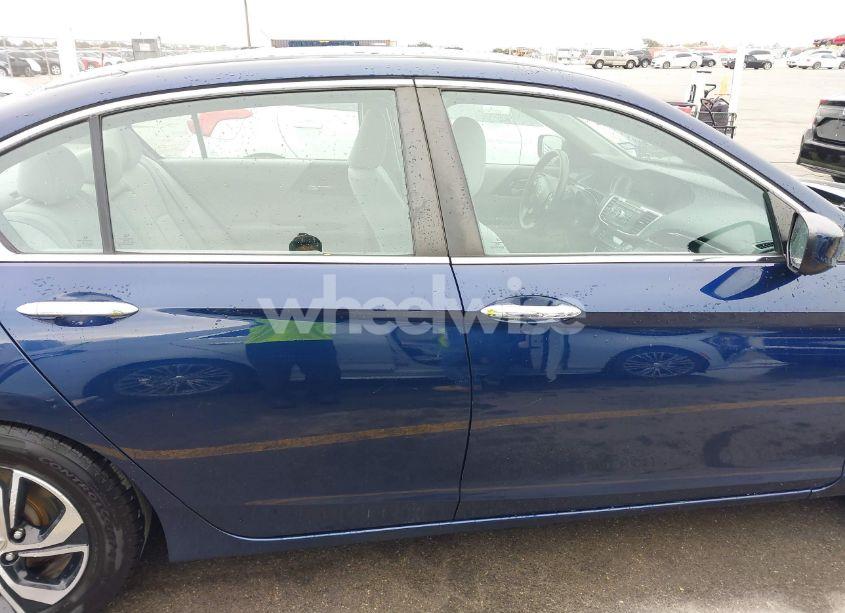 Photo 13 of 2016 Honda Accord LX (VIN 1HGCR2F32GA002080)