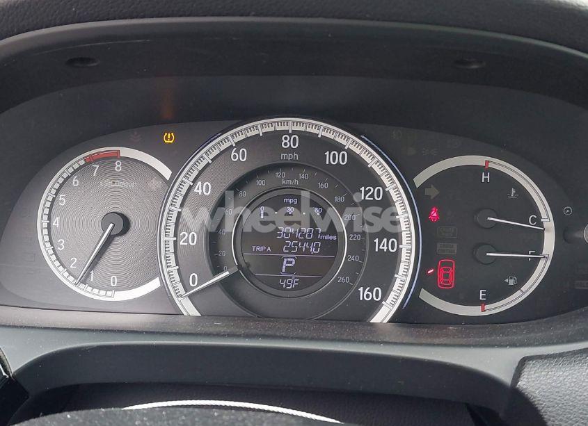 Photo 7 of 2016 Honda Accord LX (VIN 1HGCR2F32GA002080)