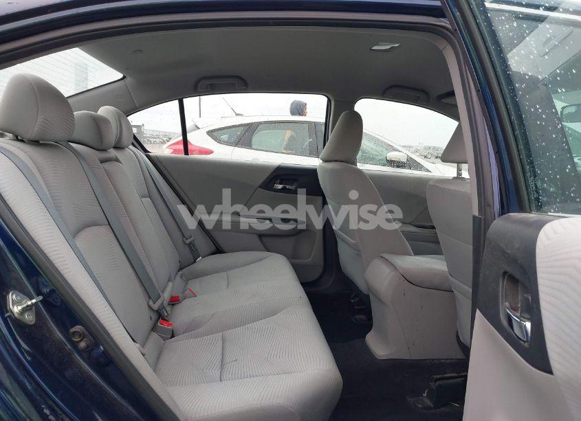 Photo 8 of 2016 Honda Accord LX (VIN 1HGCR2F32GA002080)