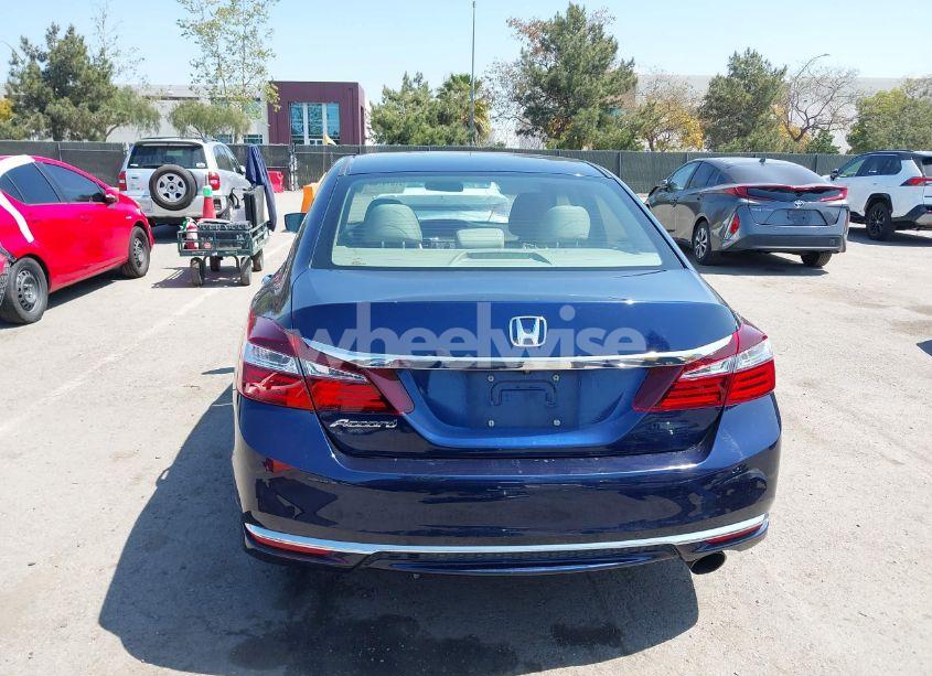 Photo 17 of 2016 Honda Accord LX (VIN 1HGCR2F32GA035631)