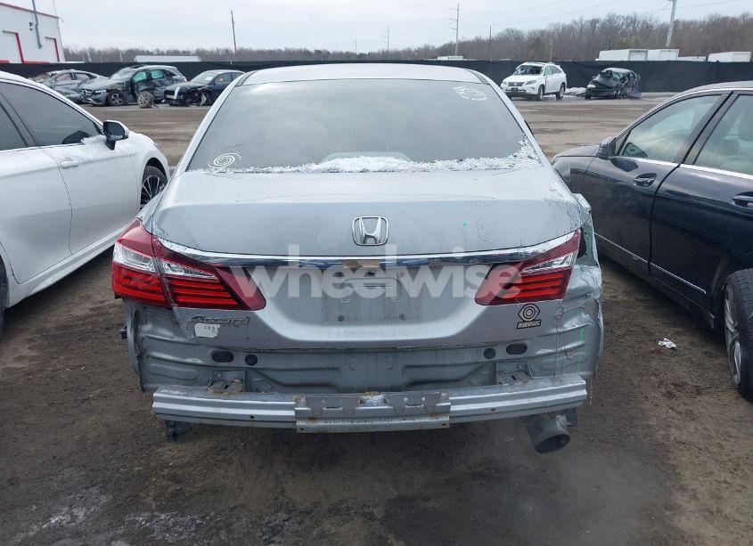 Photo 16 of 2016 Honda Accord LX (VIN 1HGCR2F32GA050405)