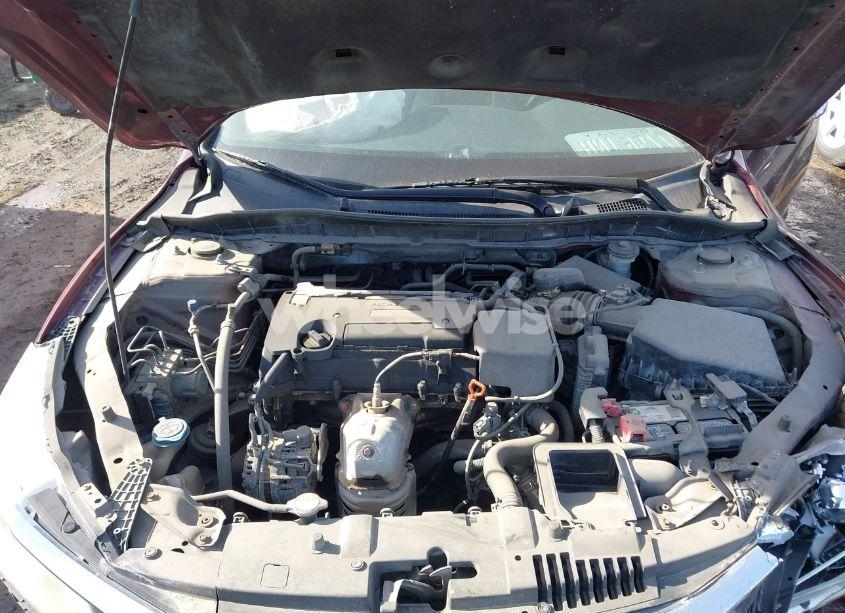 Photo 10 of 2016 Honda Accord LX (VIN 1HGCR2F32GA061002)