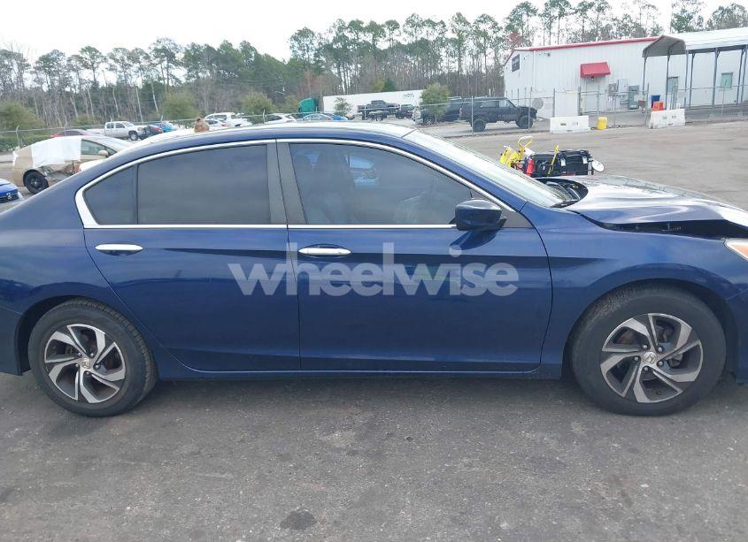 Photo 13 of 2016 Honda Accord LX (VIN 1HGCR2F32GA064756)