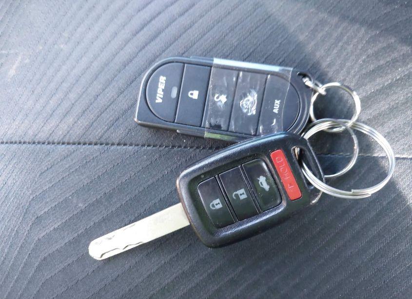 Photo 11 of 2016 Honda Accord LX (VIN 1HGCR2F32GA090869)