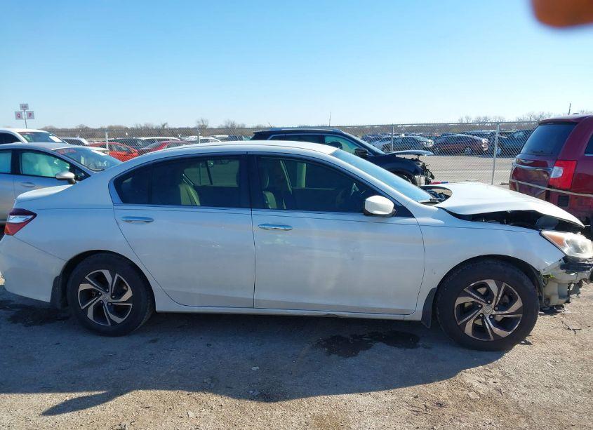 Photo 14 of 2016 Honda Accord LX (VIN 1HGCR2F32GA096090)