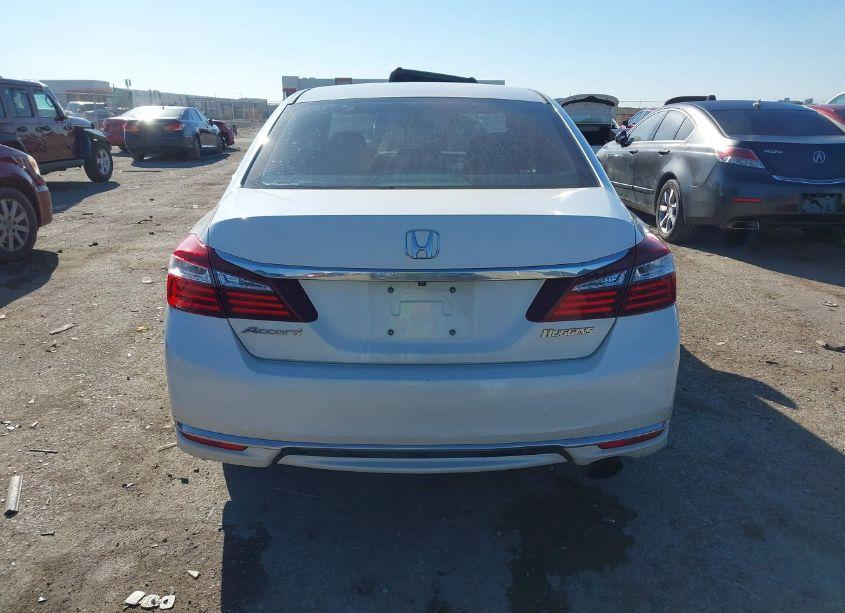 Photo 17 of 2016 Honda Accord LX (VIN 1HGCR2F32GA096090)