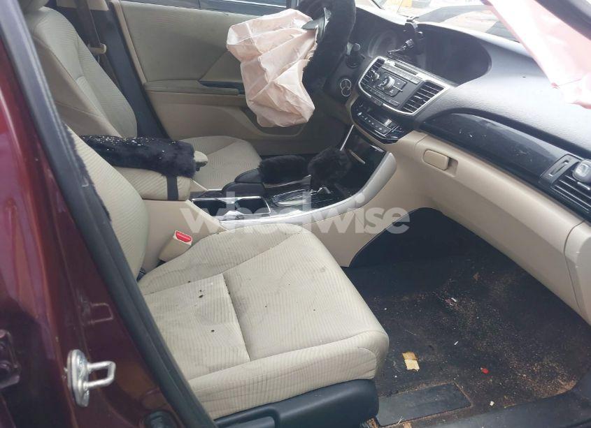 Photo 5 of 2016 Honda Accord LX (VIN 1HGCR2F32GA118301)