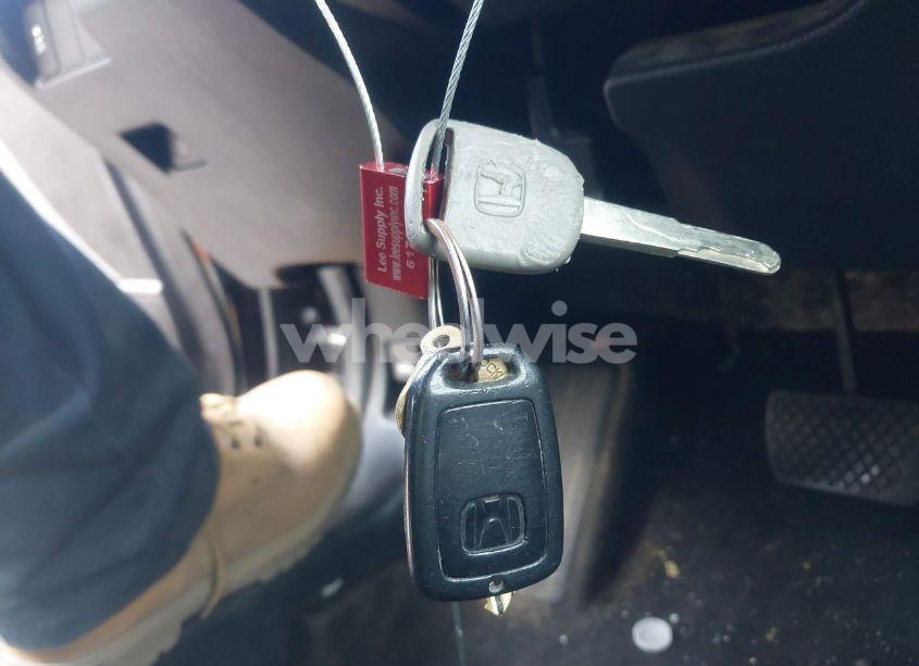 Photo 11 of 2016 Honda Accord LX (VIN 1HGCR2F32GA123322)