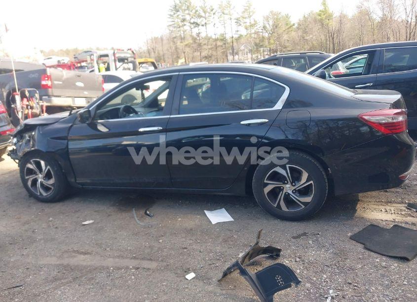 Photo 14 of 2016 Honda Accord LX (VIN 1HGCR2F32GA123322)