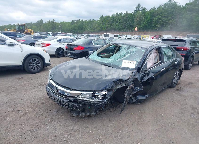 Photo 2 of 2016 Honda Accord LX (VIN 1HGCR2F32GA134224)