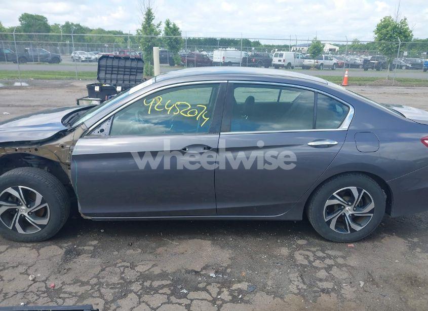 Photo 15 of 2016 Honda Accord LX (VIN 1HGCR2F32GA148852)