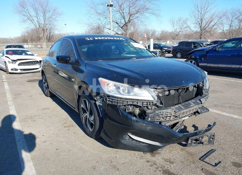 2016 Honda Accord LX (VIN 1HGCR2F32GA150407) main photo