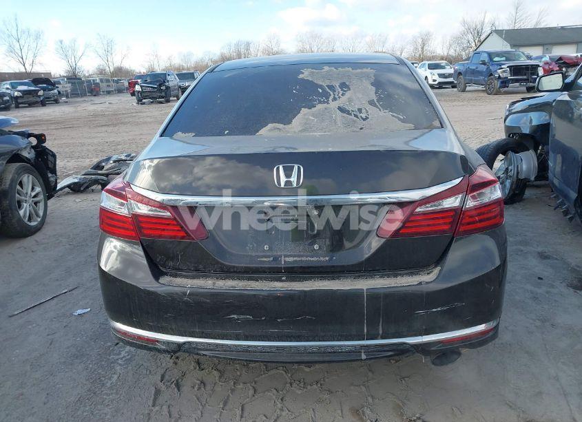 Photo 17 of 2016 Honda Accord LX (VIN 1HGCR2F32GA227888)