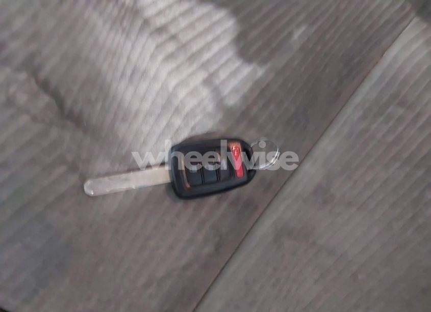 Photo 11 of 2016 Honda Accord LX (VIN 1HGCR2F32GA246442)