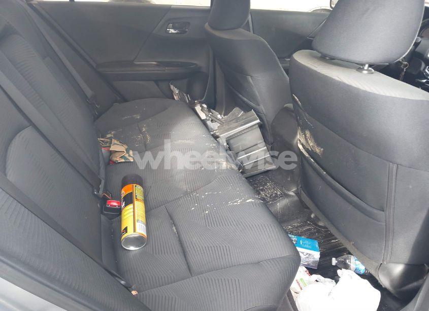 Photo 8 of 2017 Honda Accord LX (VIN 1HGCR2F32HA003098)