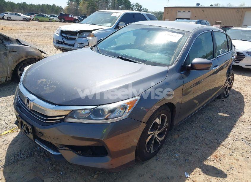 Photo 2 of 2017 Honda Accord LX (VIN 1HGCR2F32HA078464)