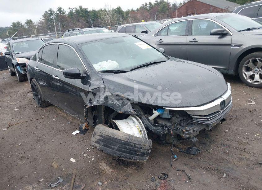 2017 Honda Accord LX (VIN 1HGCR2F32HA080506) main photo