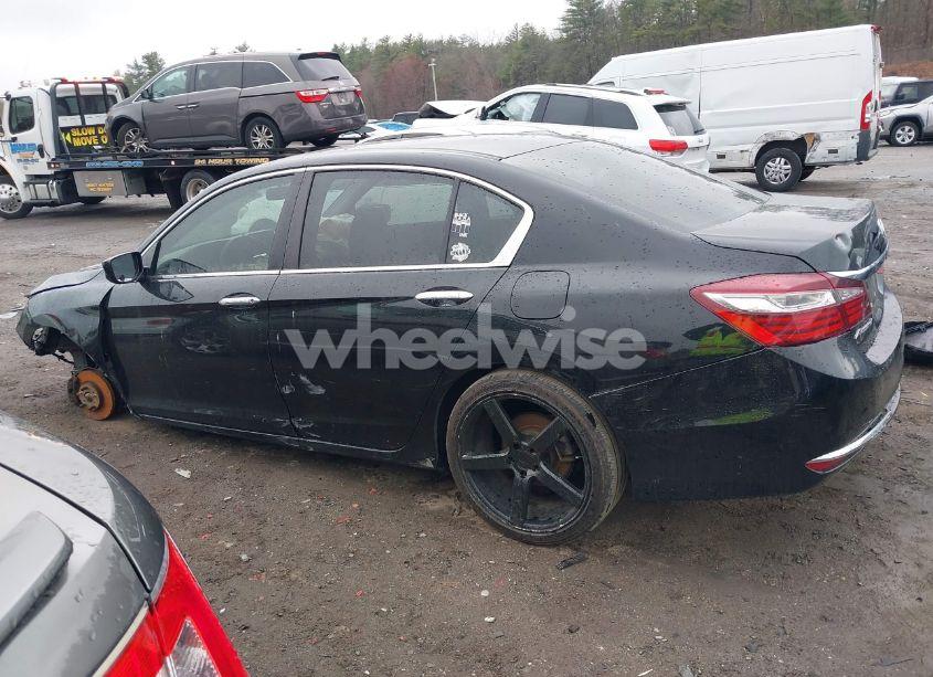 Photo 15 of 2017 Honda Accord LX (VIN 1HGCR2F32HA080506)