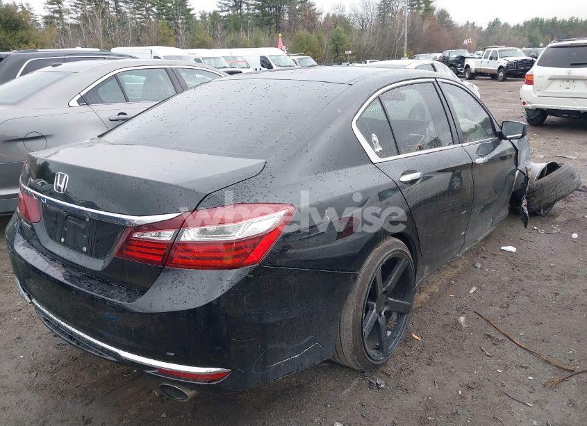 Photo 4 of 2017 Honda Accord LX (VIN 1HGCR2F32HA080506)