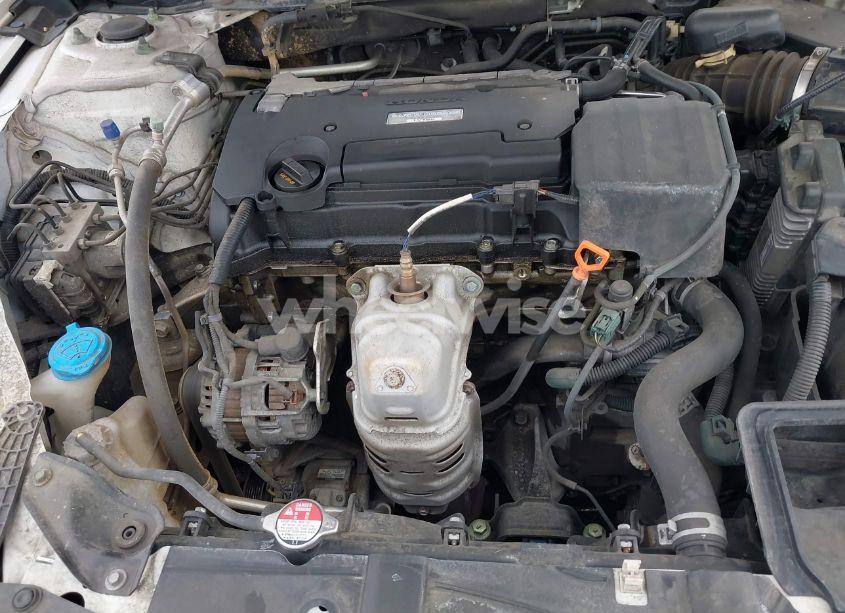 Photo 10 of 2017 Honda Accord LX (VIN 1HGCR2F32HA119658)