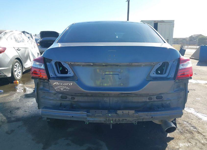 Photo 17 of 2017 Honda Accord LX (VIN 1HGCR2F32HA136766)